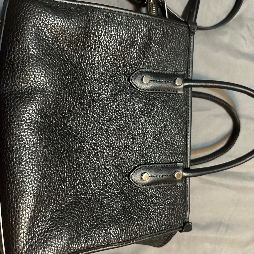 Kate Spade Ella Small Crossbody and matching Wallet - Picture 4 of 8